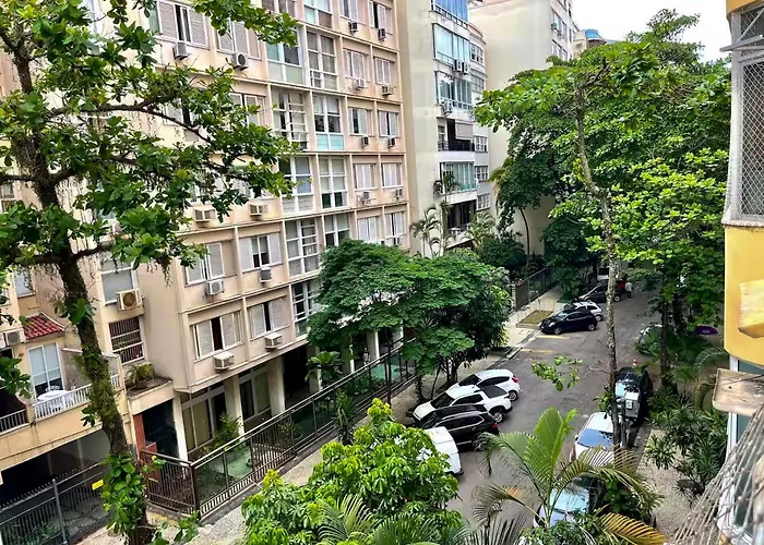 Stunning 3-Bedroom Flat In The Heart Of Ipanema Rio de Janeiro